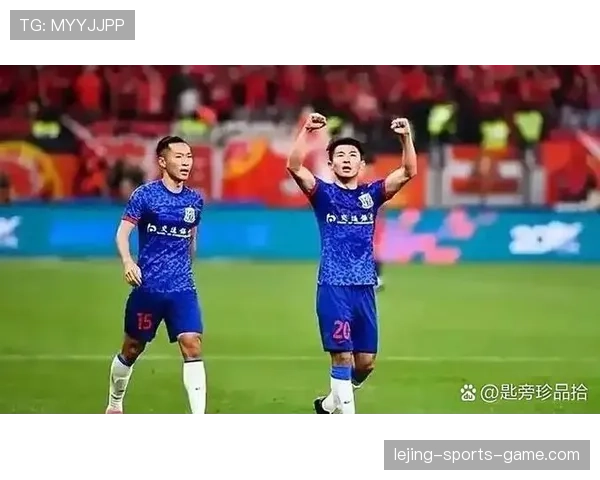 上海申花主场迎战泰山队,争抢联赛关键三分 上海申花主场迎战泰山队,争抢联赛关键三分